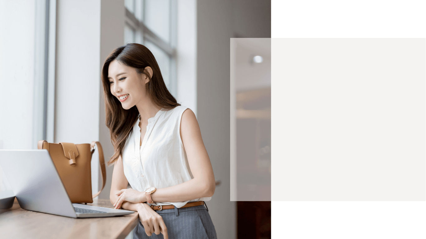 woman-PC